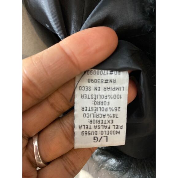 Forever 21 Black Faux Fur 2 clasp Vest Women's Size L - Picture 7 of 12